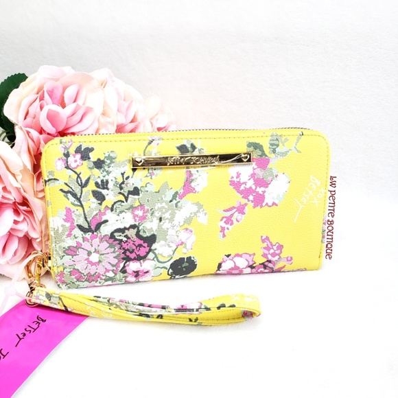 Betsey Johnson Handbags - Betsey Johnson Wallet